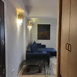 Cu Terasa Διαμέρισμα *