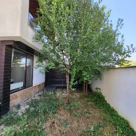 Cu Terasa * Bucarest